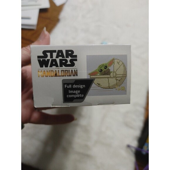 Camelot Dotz Diamond Painting Art Kit 8.7"X8.7" The Mandalorian The Child Moving - Picture 6 of 8